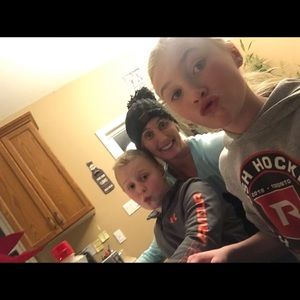 Meet your Posher, Melissa